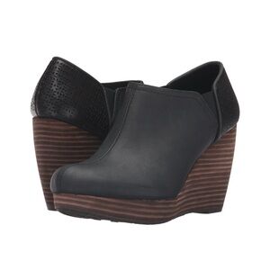 Dr. Scholl's Black and Brown Wedge Shoes 11 EUC